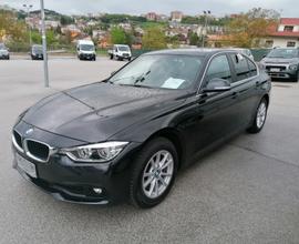 BMW Serie 318 D BERLINA 136 CV BUSINESS 2018