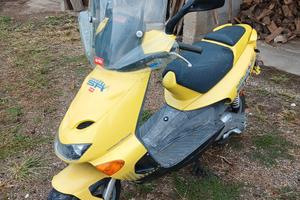 scooter aprilia
