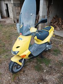 scooter aprilia