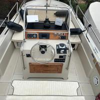 Boston Whaler 25 Outrage