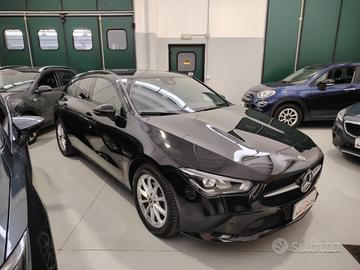 MERCEDES-BENZ CLA 180 Shooting Brake Premium PRE