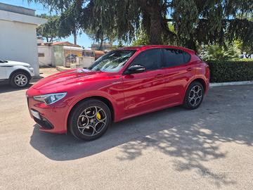 Alfa Romeo Stelvio 2.2 Turbodiesel 210 CV AT8 Q4 v