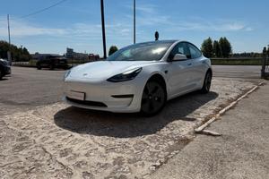 Tesla Model 3 RWD