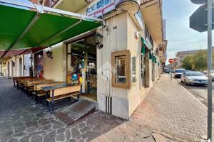 NEGOZIO A GIULIANOVA