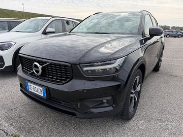 VOLVO XC40 T4 Recharge Plug-in Hybrid R-design