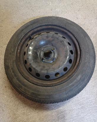 cerchione per automobile fiat punto 
