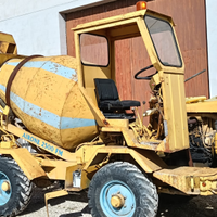 Betoniera autocaricante marca fiori 2500 fm