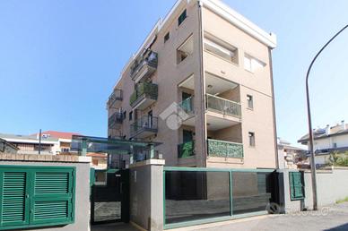 2 LOCALI A FRANCAVILLA AL MARE