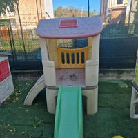 casetta castello con scivolo 