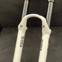 Forcella sr suntour xcr 140 mm