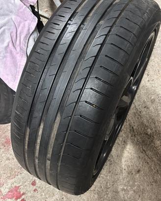 Gomme 235 45 R18