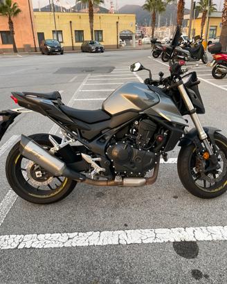 HONDA CB 750 HORNET 09/2024