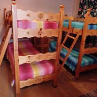 LETTI A CASTELLO in legno massiccio