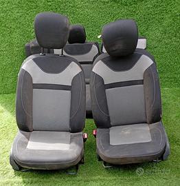 TAPPEZZERIA COMPLETA DACIA Duster Serie (17>24)