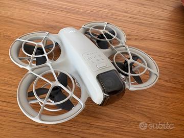 DJI Drone Neo Fly More Combo