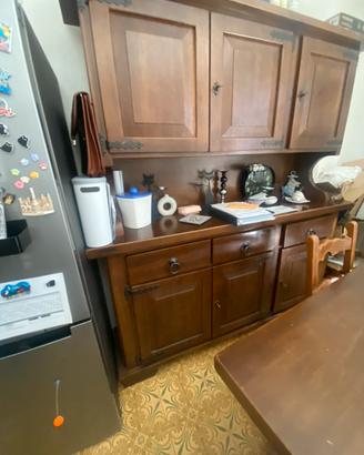 Set da pranzo rustico (credenza + tavolo + sedie)
