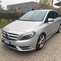 MERCEDES-BENZ B 200 CDI CAMBIO MANUALE