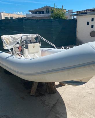 Gommone TRIDENT 5 metri + motore 40 cv