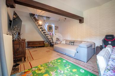 CASA SEMINDIPENDENTE A NARZOLE