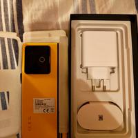 Telefono Realme GT7 T Giallo racing 12/256gb nuovo