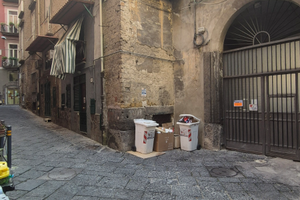 Sottoscala / cantina / spazio extra napoli centro