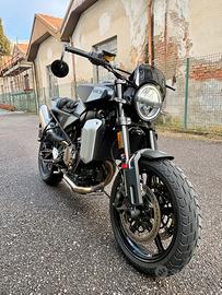 Husqvarna Svartpilen 801