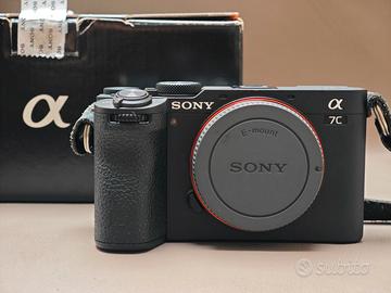 Sony A7C II garanzia Italia 2028