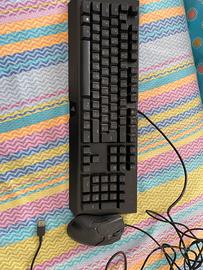 Tastiera blackwidow razer+ mouse razer