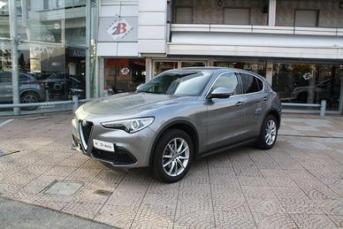 ALFA ROMEO Stelvio 2.0 Turbo 280 CV AT8 Q4 First