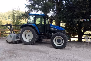 new Holland TS 135