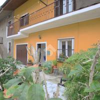 CASA DI CORTE A GARBAGNATE MONASTERO