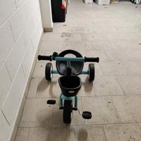triciclo AIYAPLAY