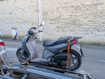 Aprilia piaggio sportcity 200 carburatore