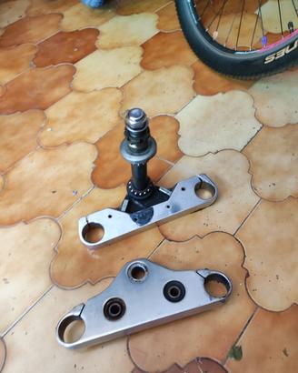 piastre forcella dragstar 650 e 1100