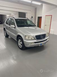 Mercedes-benz ML 270 ML 270 turbodiesel cat CDI