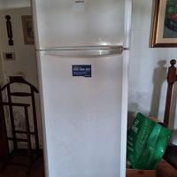 Frigorifero Indesit mod. TEAA 5