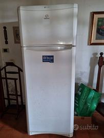 Frigorifero Indesit mod. TEAA 5