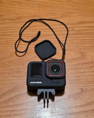 Insta360 Ace Pro 8K pari al nuovo + accessori