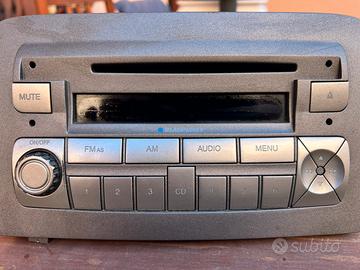Autoradio di serie Lancia Musa