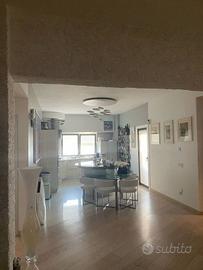 Appartamento di 120 m² con 3 locali a Roma