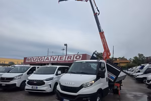 IVECO DAILY 35C14 2.3 GRU CON ANTENNA+RIBALTABILE