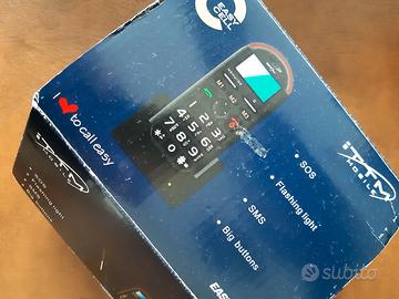 Cellulare con tasto SOS