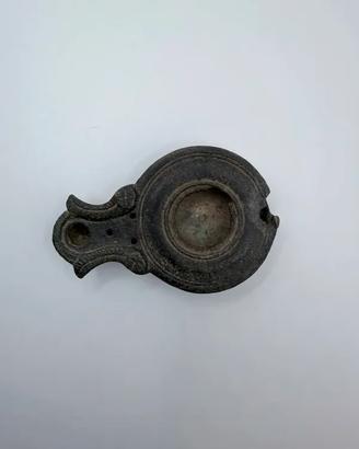 Lucerna Romana in Bronzo Decorata I-II sec. d.C.