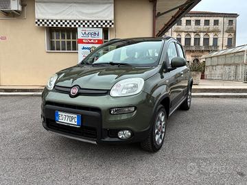 Fiat Panda 1.3 MJT S&S 4x4 / SENSORI