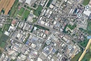 Immobile di 4280 m² con più di 5 locali a Forlì