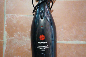 Aspirapolvere automobile