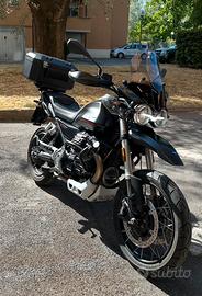Moto guzzi V85tt 2023