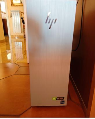 HP desktop pc Intel i9- 64 GB RAM- 1Tb SSD- HDD4Tb