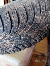 Gomme da neve 185/55-15 goodyear  ultragrip