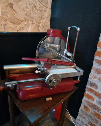 Affettatrice vintage manuale a volano 